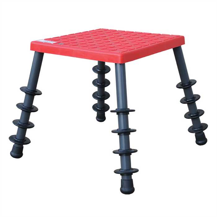 Tabouret isolant pour extérieur avec plateforme antidérapante 
Pieds démontables en matière isolante.
Tension de service : 60 kV
Dimensions plateforme : 50 x 50 cm – Hauteur : 510mm