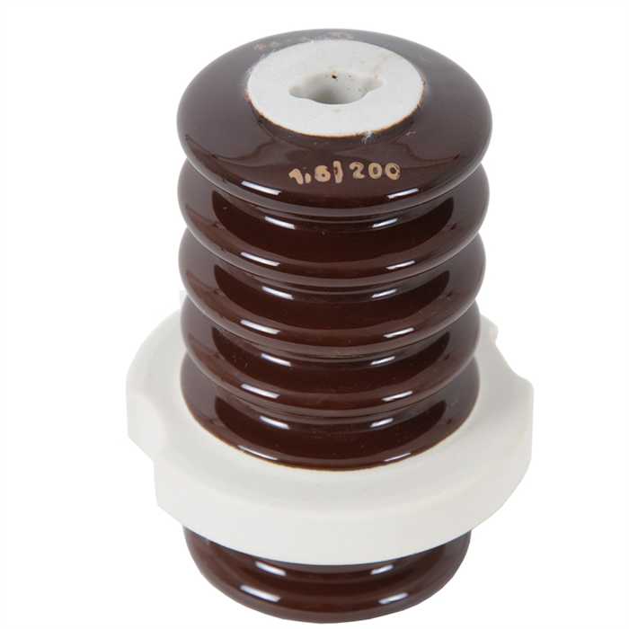 Isolateur de traversée céramique pour moteur
Tension nominal 6 kV - 200 A
Tension de tenue à fréquence industrielle a sec : 24,3 kV
Pour usage aver terminal M8 ou M10
Hauteur total : 110 mm