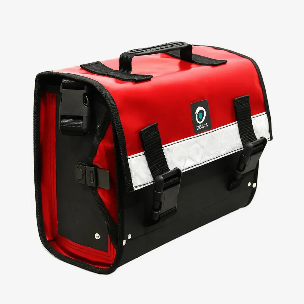 [SC-CO6-RED] Grote organiseerbare zak CO6 - rood
Afmetingen : L40 x H28 x E17 cm
Geiwcht leeg : 1,8 kg
Maxi toegelaten gewicht : 25 kg